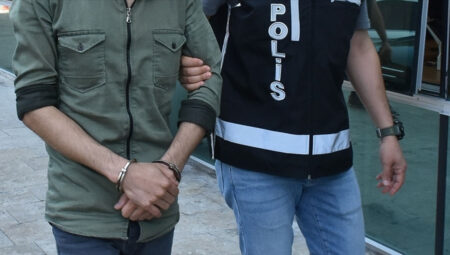 17 yaşında 160 suç! 105 yıllık mahpus cezasıyla aranan firari yakalandı