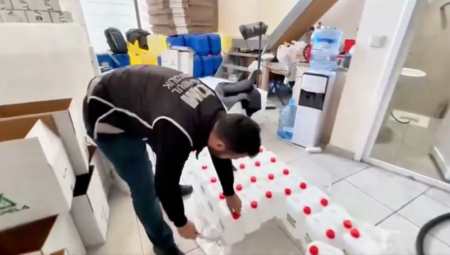 81 vilayette uydurma alkol operasyonu! Yaklaşık 64 bin litre sahte alkol bulundu: 137 kuşkulu yakalandı