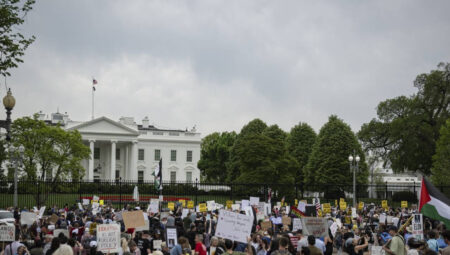 ABD’de de Trump protestoları dalga dalga büyüyor