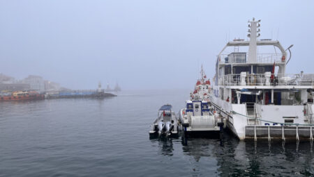 Ağır sis nedeniyle Çanakkale Boğazı transit gemi geçişine kapatıldı