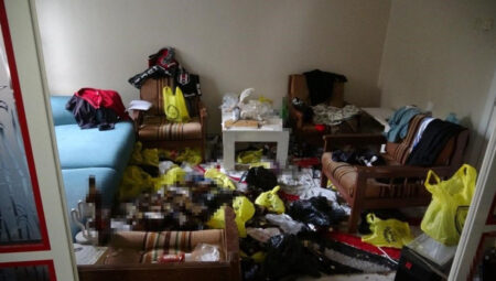 Annesinin cesediyle 2 hafta yaşadı: Polislere ‘Annem uyuyor’ dedi