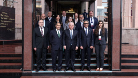 Bakanı Güler, ABD Ticaret Odası Lider Yardımcısı Choksy’yi kabul etti