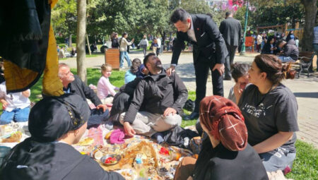 CHP’li Özgür Çelik’ten Seyahat Parkı’nda zelzele açıklaması
