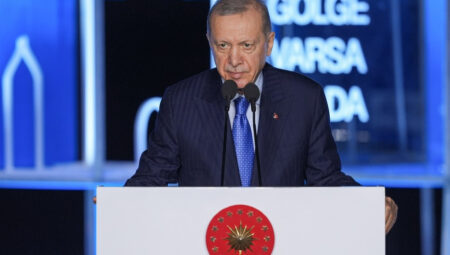 Cumhurbaşkanı Erdoğan CHP’yi maksat aldı: ‘Sanatçıları, atletleri, yerli ve ulusal markaları fişlediler’