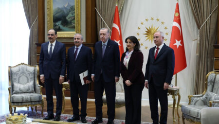 DEM Parti, AKP Parti ile görüşme sonrası yazılı açıklama yaptı