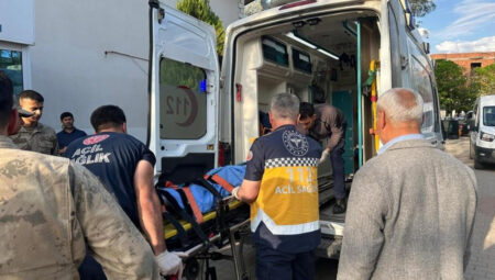 Diyarbakır’da aileler birbirine girdi: 7 yaralı