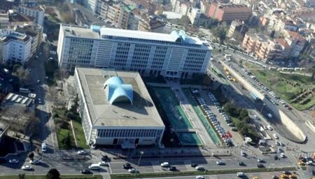 İBB’ye yönelik 2. dalga gözaltılar: 52 kişi adliyeye sevk edildi