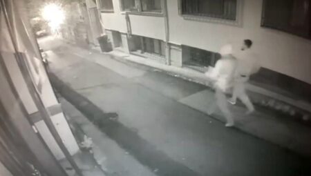İki motosiklet çaldılar, üçüncüsünde suçüstü yakalandılar