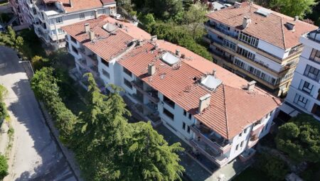 İstanbul Büyükçekmece’de zelzelede yıkılma riski olan 35 daire yıkıldı