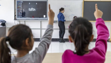 İstanbul Valiliği’nden öğretmen atamaları açıklaması