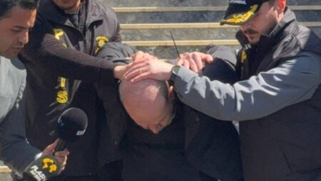 Kadıköy’de bıçaklı atakta ölen Minguzzi’nin mezarını tahrip eden zanlı adliyede