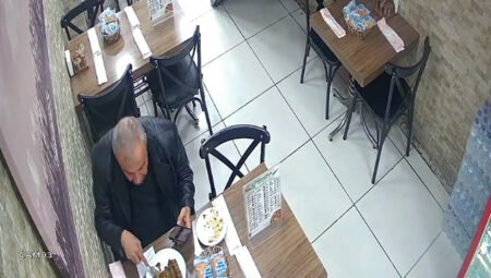 Kalp krizinden saatler önce! Sırrı Süreyya’nın son imgeleri ortaya çıktı