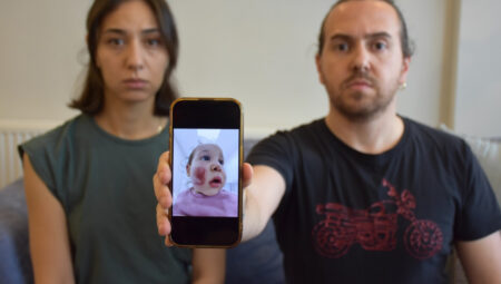 Kreşte dehşet! 2 yaşındaki bebek uyku odasında dakikalarca darbedildi