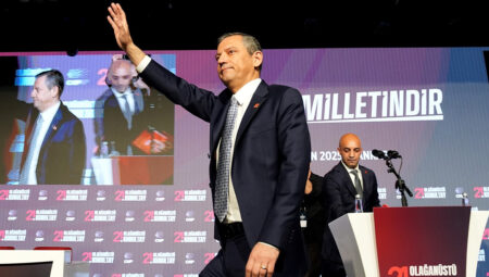 Özgür Özel’in anahtar listesi belirli oldu! CHP’DE A kadrosunda kimler olacak?