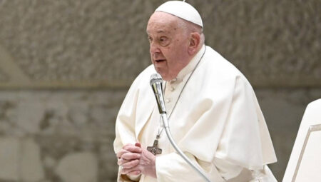 Papa’dan Gazze ve Ukrayna’da barış davetli Paskalya iletisi