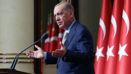 Son dakika: Erdoğan: Herkese elimizi uzatıyoruz, gelin daima birlikte kentlerimizi sarsıntıya güçlü hale getirelim