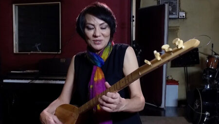 Son dakika: Sanatçı Sevinç Eratalay gözaltına alındı