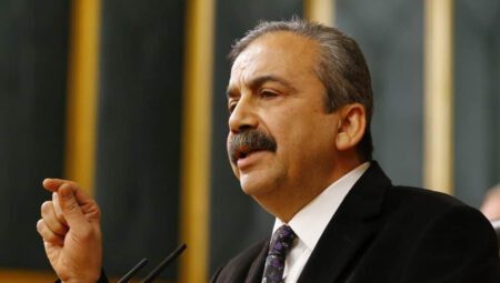 Son dakika: Sırrı Süreyya Başkan’ın sıhhat durumuyla ilgili yeni açıklama