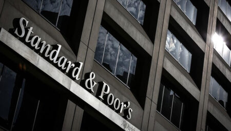 S&P Küresel: ABD’de kurumsal iflas müracaatları 15 yılın tepesinde