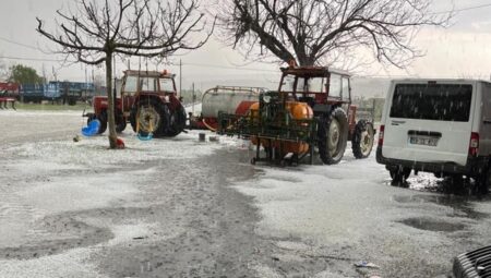 Tekirdağ dolu ve sağanak yağış tesirli oldu