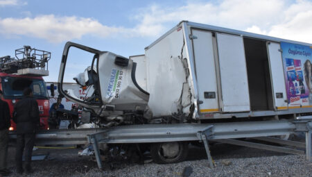 Van’daki müthiş kazada meyyit sayısı 8’e yükseldi