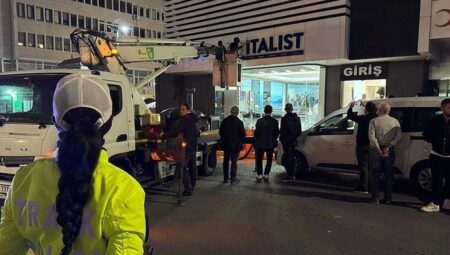 Yenidoğan çetesi davasının duruşması yarına ertelendi