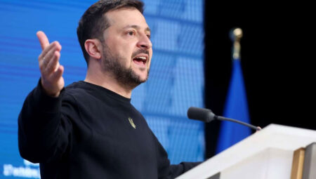 Zelenski: Ateşkes için şartsız görüşmeye hazırız