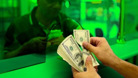10 Mayıs döviz kurları: Dolar yükseldi, Euro geriledi