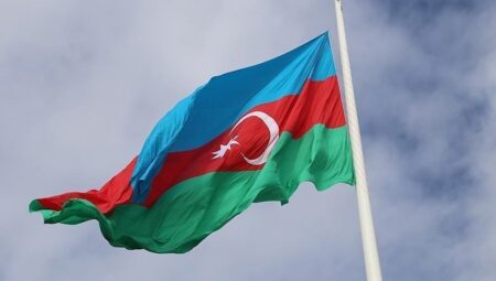 Azerbaycan: Hindistan ile Pakistan ortasındaki ateşkesten memnuniyet duyuyoruz