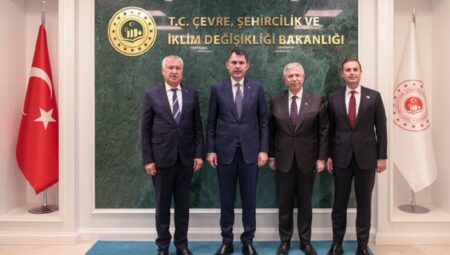 Bakan Kurum: ‘Yerel yönetimlerimizle iş birliği içinde çalışmayı sürdüreceğiz’