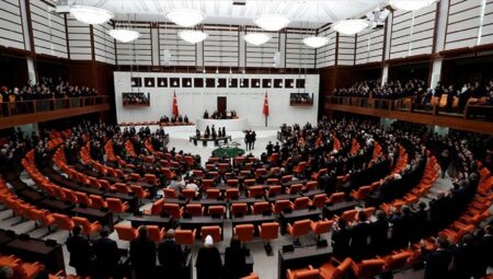 CHP’nin ‘Özgür Özel’e akın araştırılsın’ önergesi AK Parti ve MHP oylarıyla reddedildi