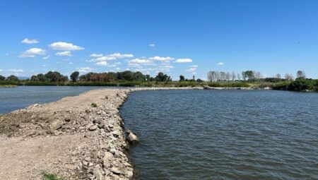 Edirne’de deniz suyuna karşı tedbir: Meriç Nehri’ne set çekildi