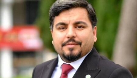 Ek TV’nin kurucusu Arif Kocabıyık cumhurbaşkanına hakaret suçlamasıyla gözaltına alındı