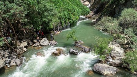 Hakkari’de derede kaybolan çocuk için arama başlatıldı