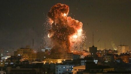 İsrail, Suriye’de hava akınları düzenledi
