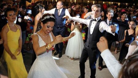 MESAM: Yabancı müzik için de telif ödenecek: Düğün salonları, kuaförler, mağazalar, restoranlar…