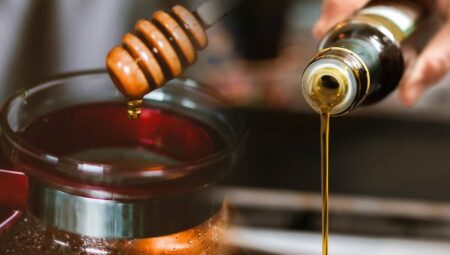 Raflarda düzmece bal ve zeytinyağı alarmı! Bakanlık 30 eseri teşhir etti