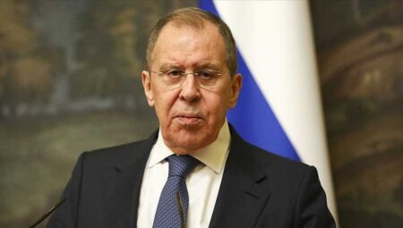 Rusya Dışişleri Bakanı Lavrov: Avrupa’nın neredeyse tümü bizimle savaşıyor