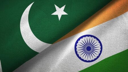 Son dakika! Hindistan, Pakistan’a füzelerle saldırdı: Çok sayıda meyyit ve yaralılar var