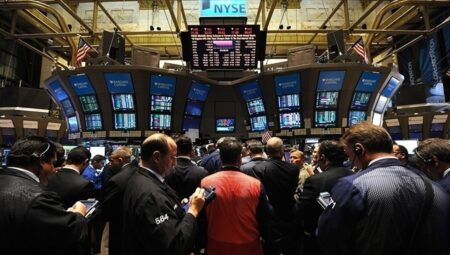 Ticaret görüşmeleri umut verdi lakin belirsizlikler piyasaları etkilemeye devam ediyor