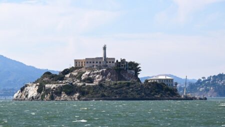Trump talimat verdi: Alcatraz hapishanesinin yine açılıyor