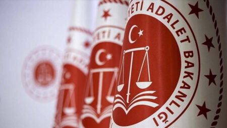 Adalet Bakanlığı’ndan memur alımında yeni dönem! Yaş sonu kalktı