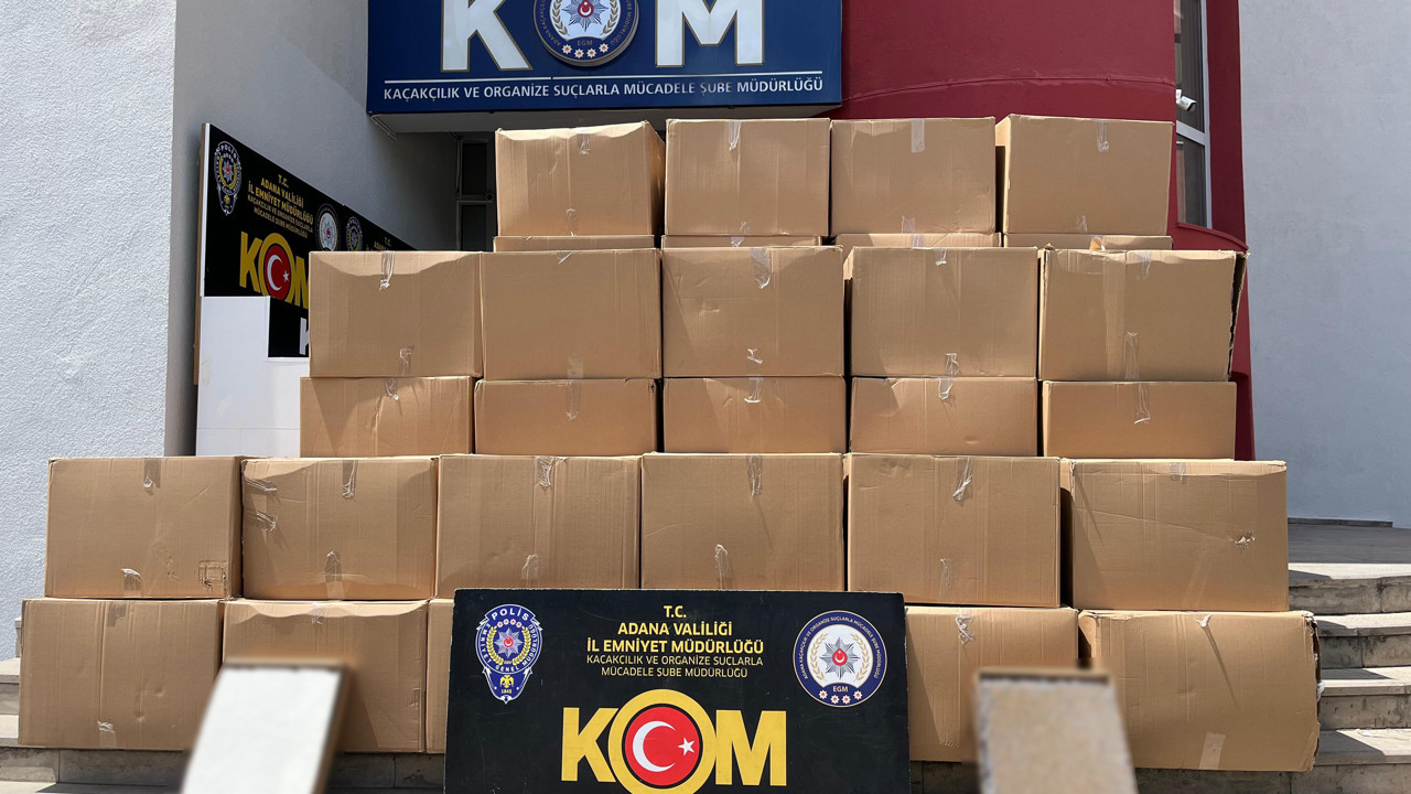 Adana’da kaçakçılık operasyonu! Piyasa bedel yaklaşık 40 milyonluk kaçak sigara ele geçirildi