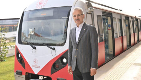 Bakan Uraloğlu: 19 Mayıs’ta Ankara, İstanbul Ve İzmir’de Bakanlığa bağlı kent içi raylı sistem sınırları fiyatsız olacak