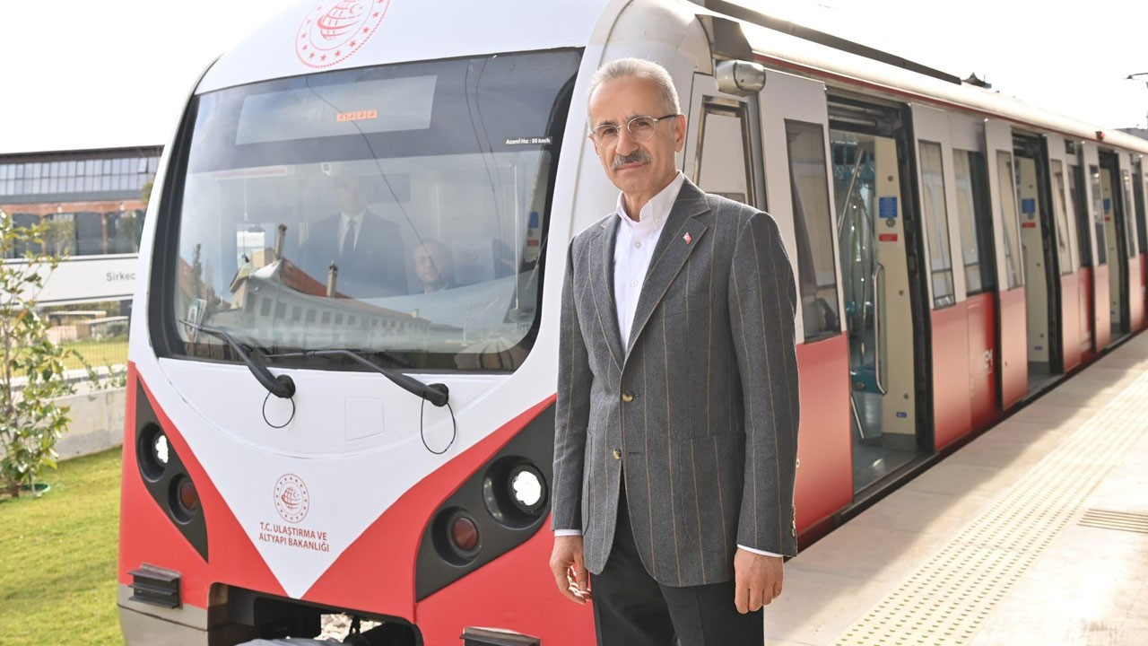Bakan Uraloğlu: 19 Mayıs’ta Ankara, İstanbul Ve İzmir’de Bakanlığa bağlı kent içi raylı sistem sınırları fiyatsız olacak