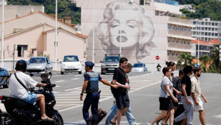 Cannes’da Sinema Şenliği’ne bu kere elektrik kesintisi damga vurdu