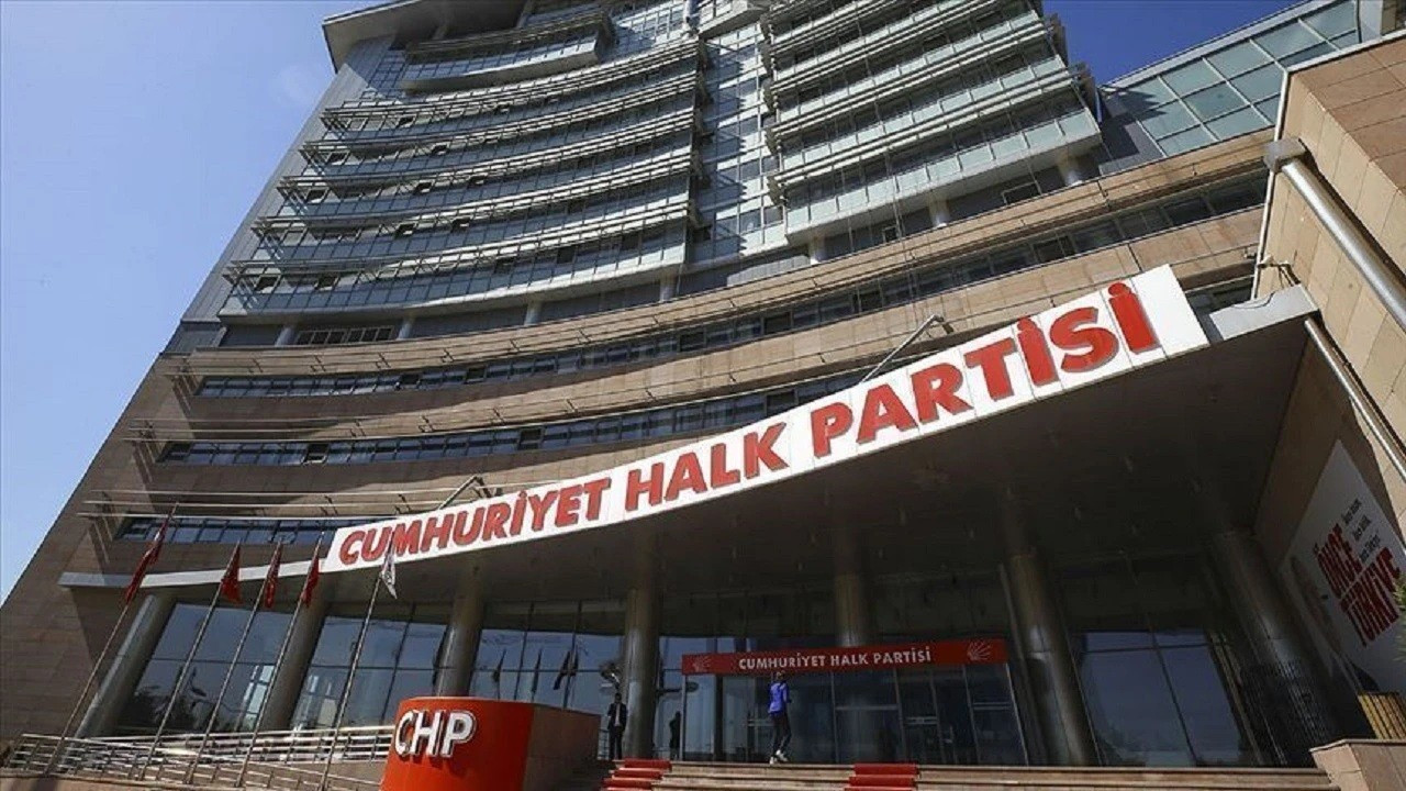 CHP’nin kurultay iptali davası ertelendi