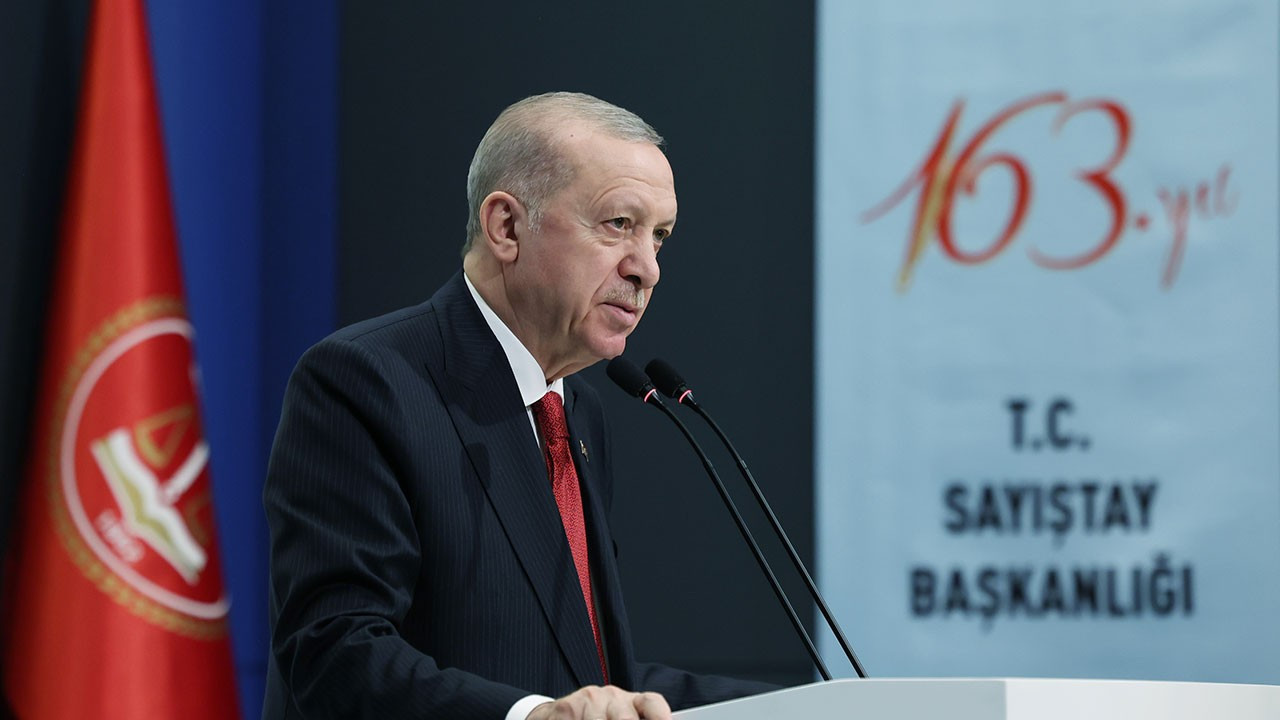 Cumhurbaşkanı Erdoğan: Türkiye bir hukuk devletidir, son tahkikatları olumlu karşılıyoruz