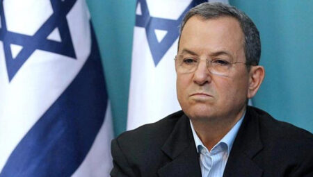 Eski İsrail Başbakanı Barak’tan, Netanyahu’ya karşı sivil ayaklanma daveti