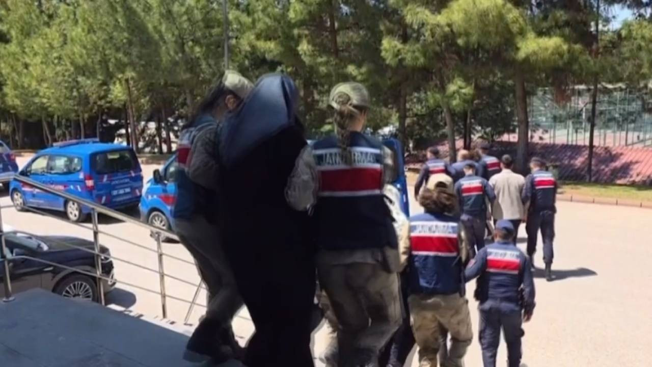 Gaziantep’te uydurma çek-senet dolandırıcılarına operasyonu: 5 gözaltı